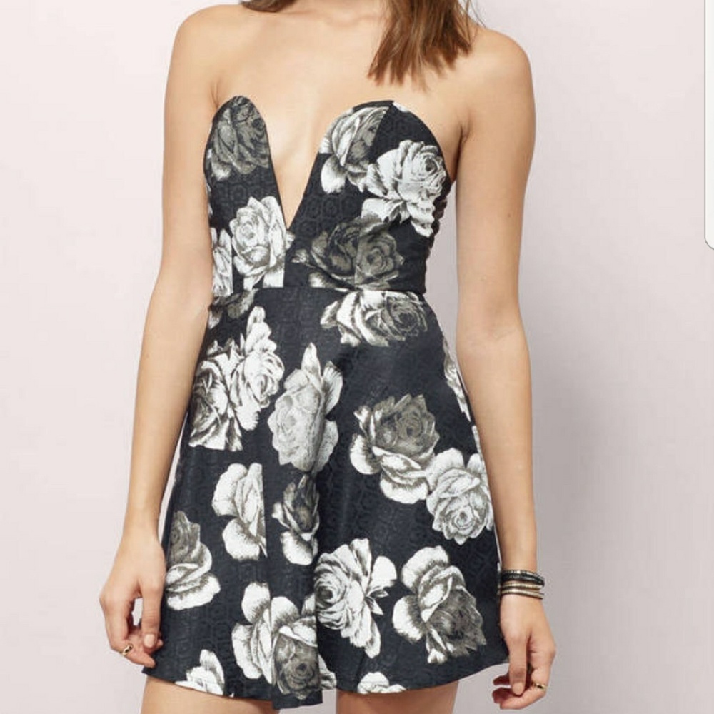 Tobi Blossomed Love Strapless Skater Dress