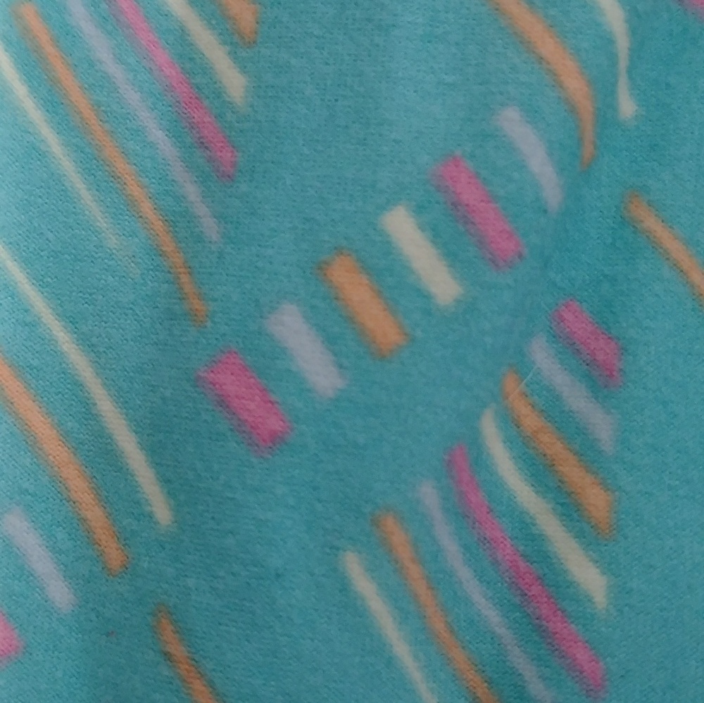 Lularoe OS leggings - Picture 3 of 6