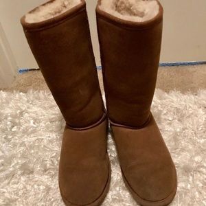 Bear paw Tall boots Tan Size 10 worn once