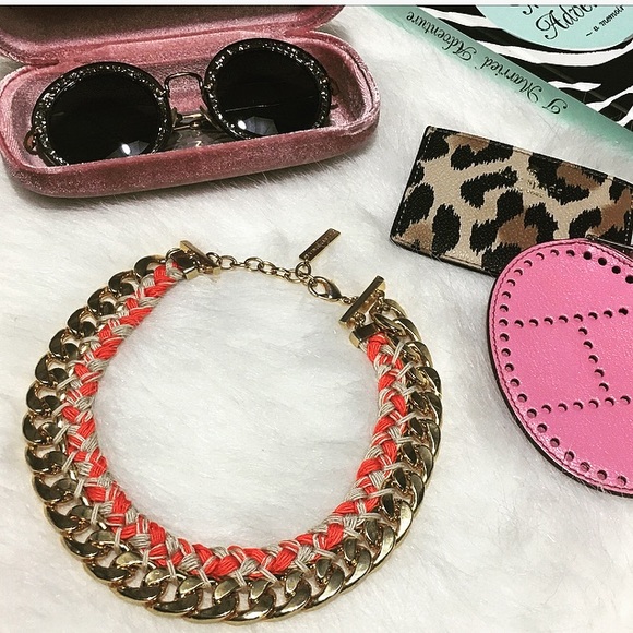 Vince Camuto Jewelry - Vince Camuto Passion Fruit Collar Necklace