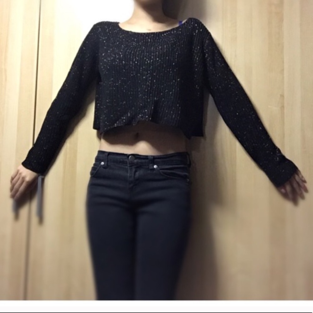 NWOT | Crew Crop Sweater (Black)