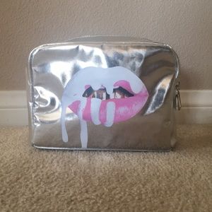 Kylie Jenner Christmas 2016 edition Makeup bag