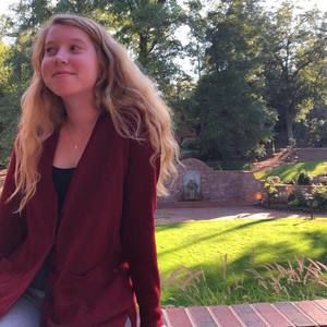 Meet your Posher, Emma