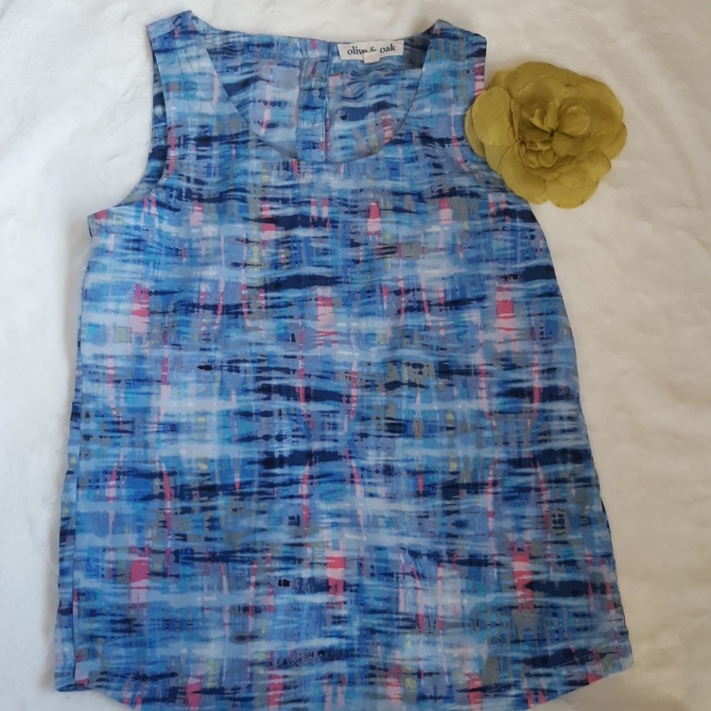 Olive & Oak Sleeveless Top