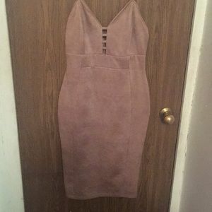 Rose Pink Bodycon Dress 👗🙌🏽💕