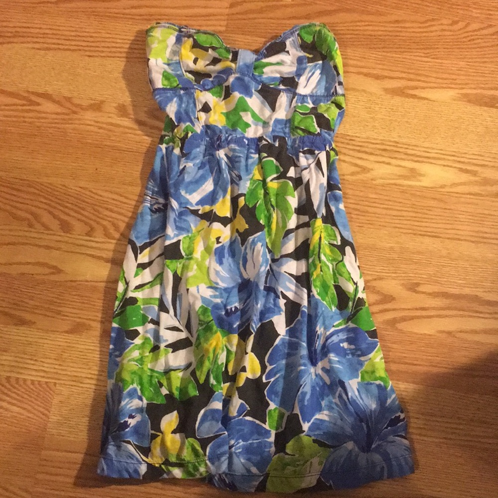 Strapless Aeropostale summer dress
