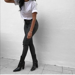 Meet your Posher, Ayan