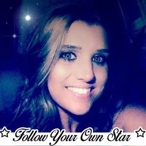 Meet your Posher, Dayna