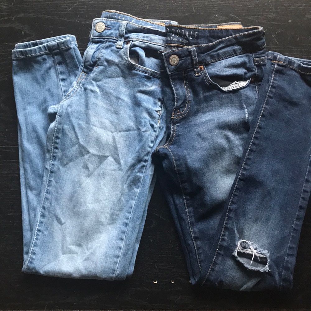 2 Pairs of Jeans