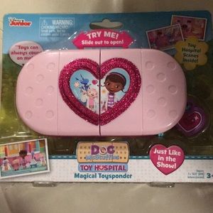 NEW! Doc McStuffins Magical Transporter