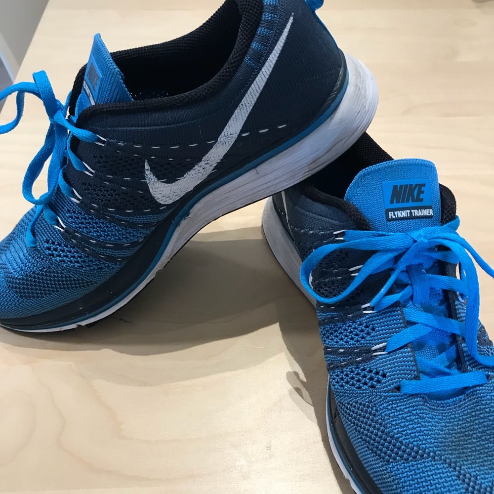 Nike Flynit Trainers