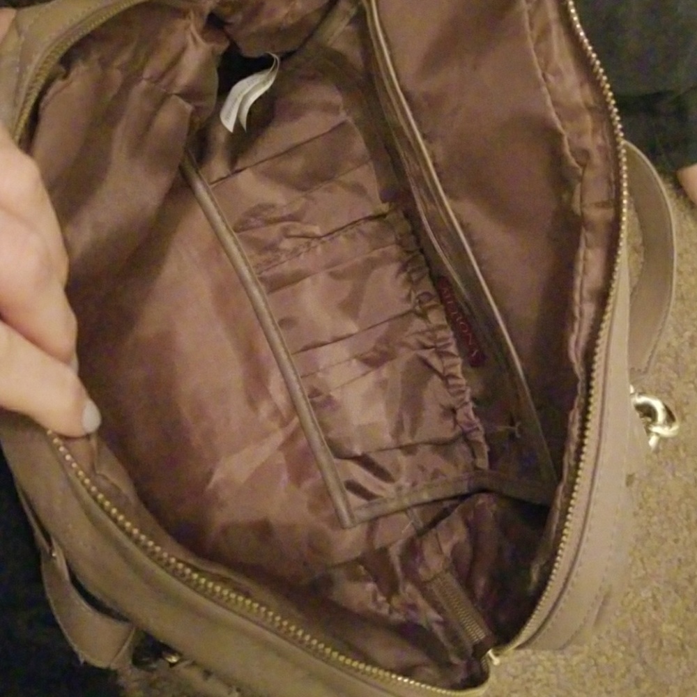 Purse - Picture 3 of 4