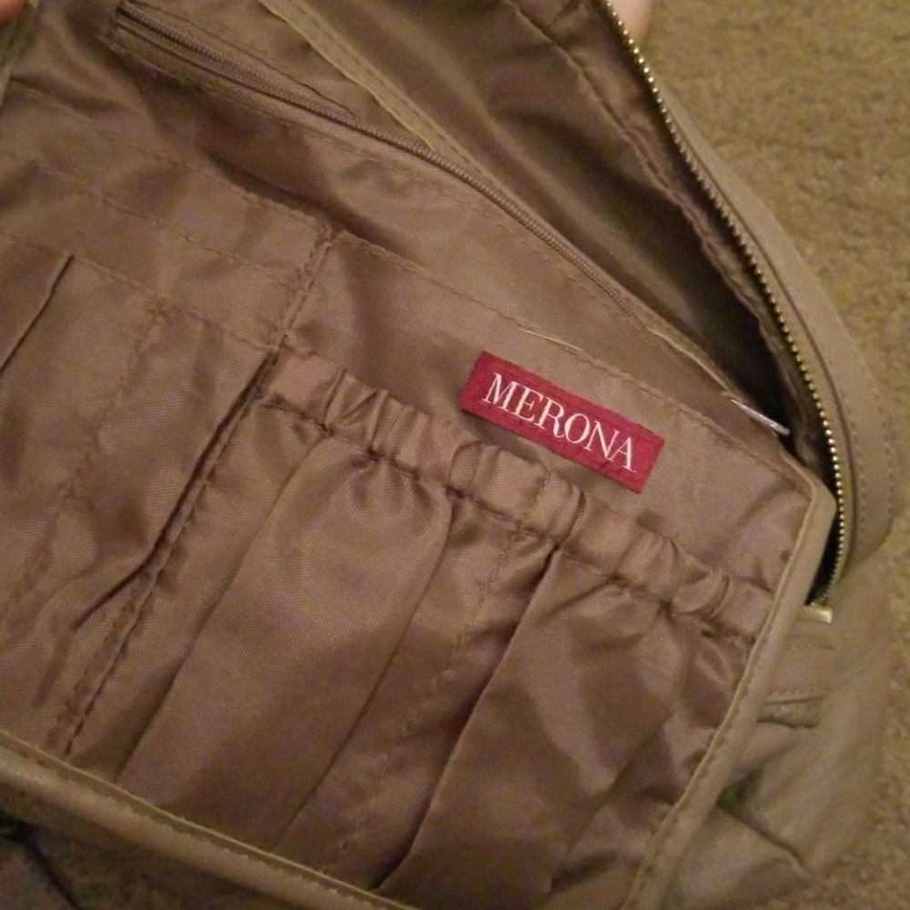 Purse - Picture 4 of 4