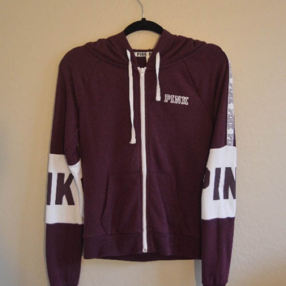 ✨PINK Victoria’s Secret Zip Up Hoodie✨