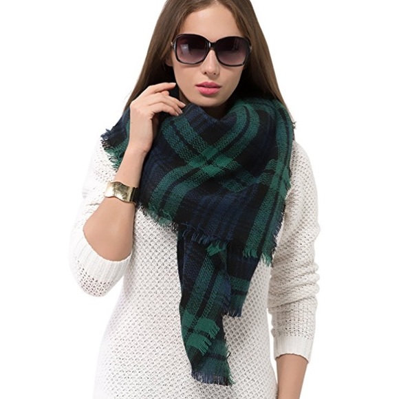 Green and Navy Plaid Ultra Plush Blanket Scarf - Picture 2 of 6