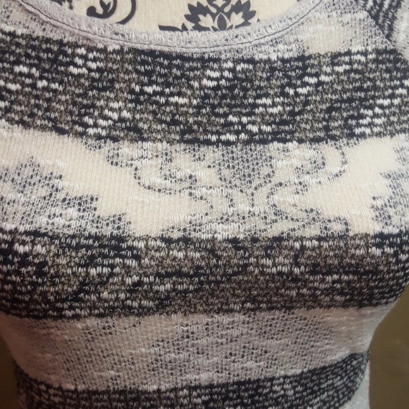 Black and White Ruffle Trim Sweater - Picture 3 of 5