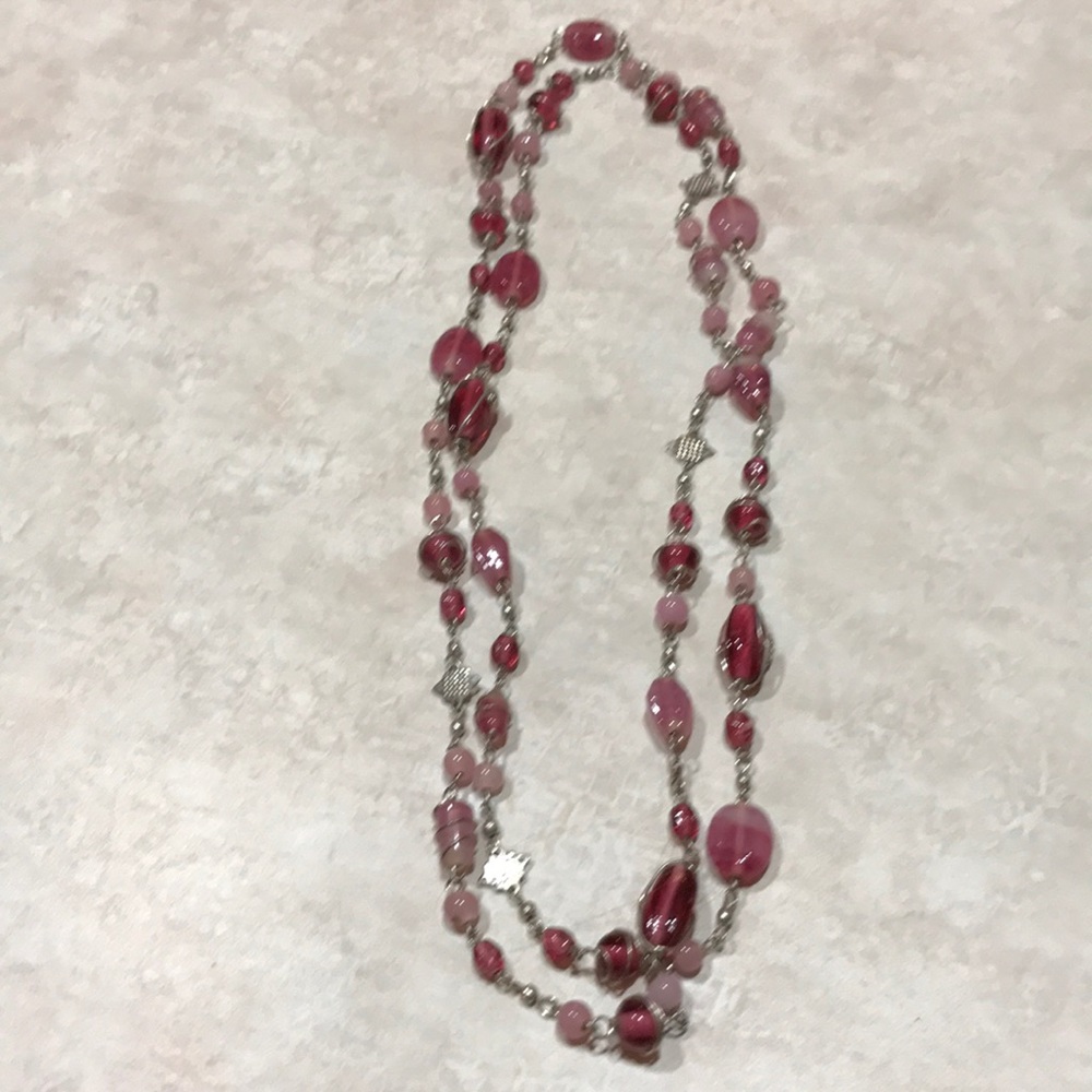 ‼️TEMP. PRICE DROP‼️🌸🌷🎉Whimsical necklace🎉🌷🌸