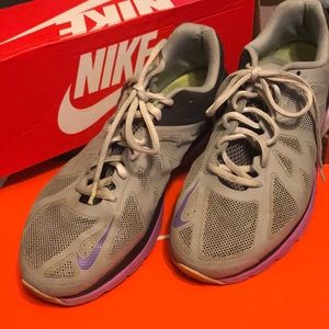 Nike Gray & Purple Sneakers with Dynamic Support