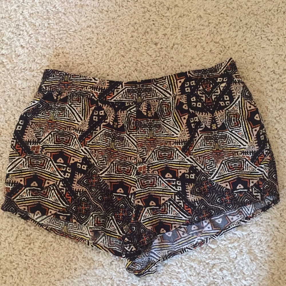 Forever 21 patterned shorts