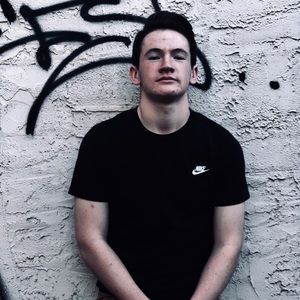 Meet your Posher, Tyler