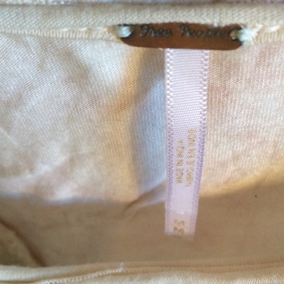 Free People long, loose-fitted, lace back top. - Picture 4 of 4