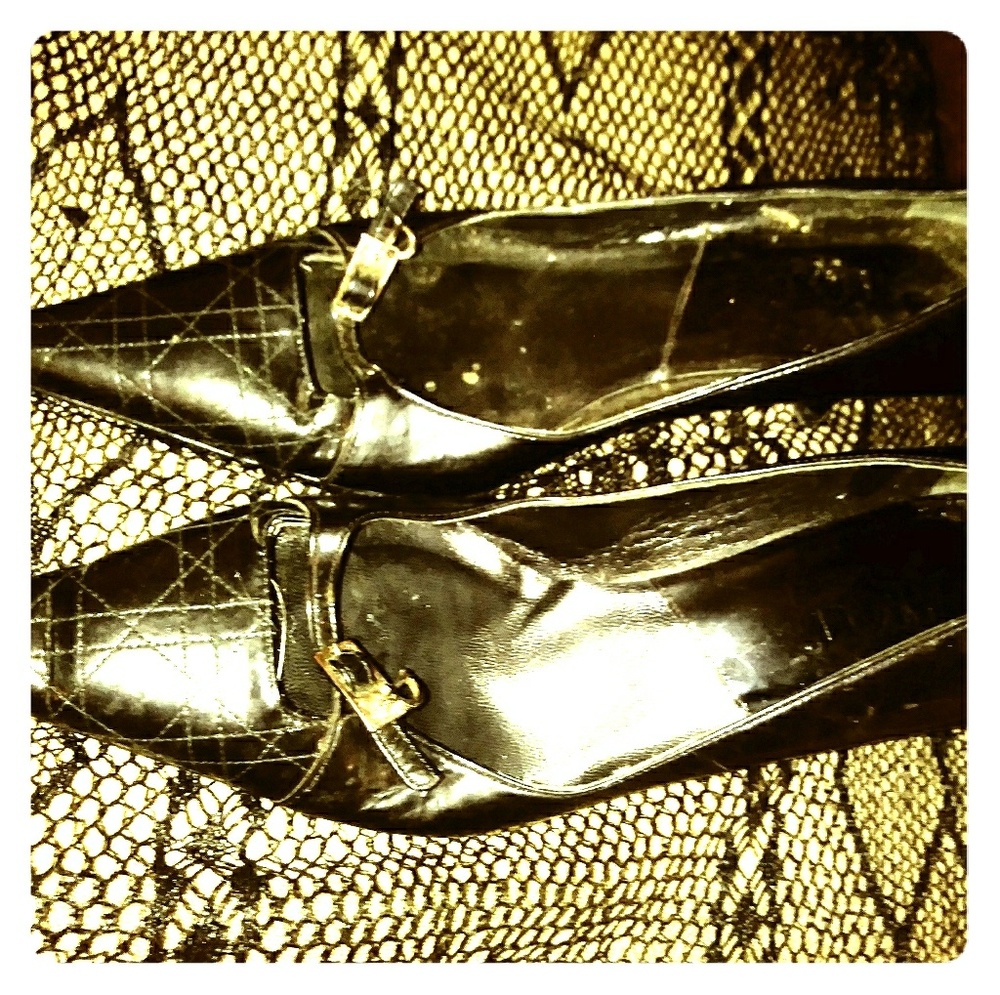 Dior cd patent leather quilted toe kitten heel