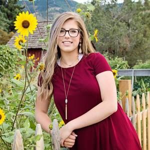 Meet your Posher, Calee