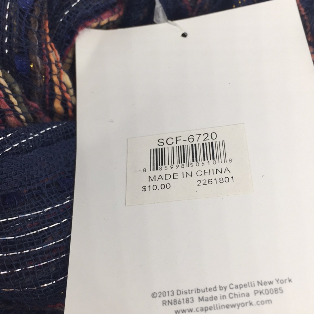 NWT Infinity loop scarf - Picture 2 of 5