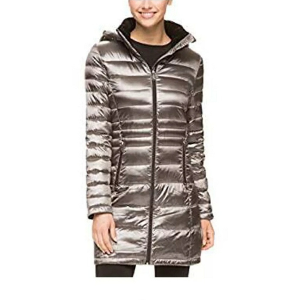 Andrew Marc lightweight premium down coat