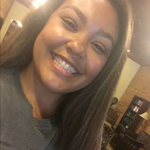 Meet your Posher, Anna grace