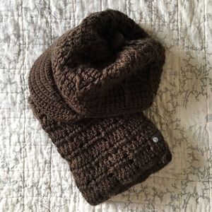 Pistil Scarf & Hat