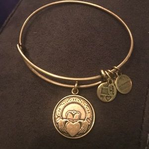 Gold Alex and Ani claddagh bracelet