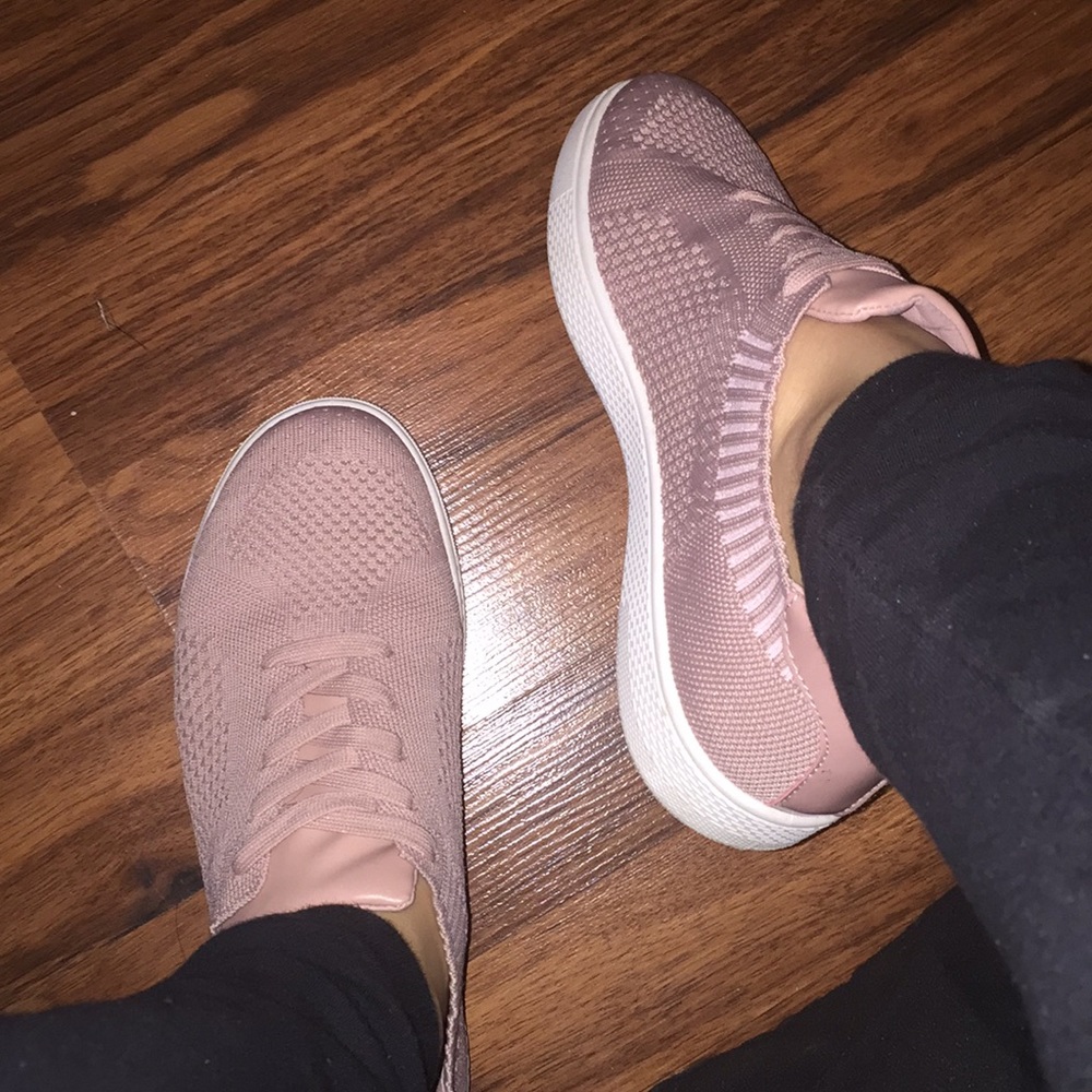 Rouge Mauve Knit Shoes