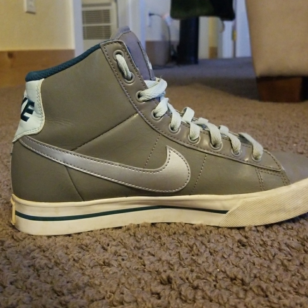Nike high top shoe