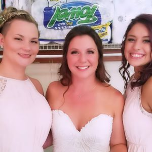 Meet your Posher, Alicia