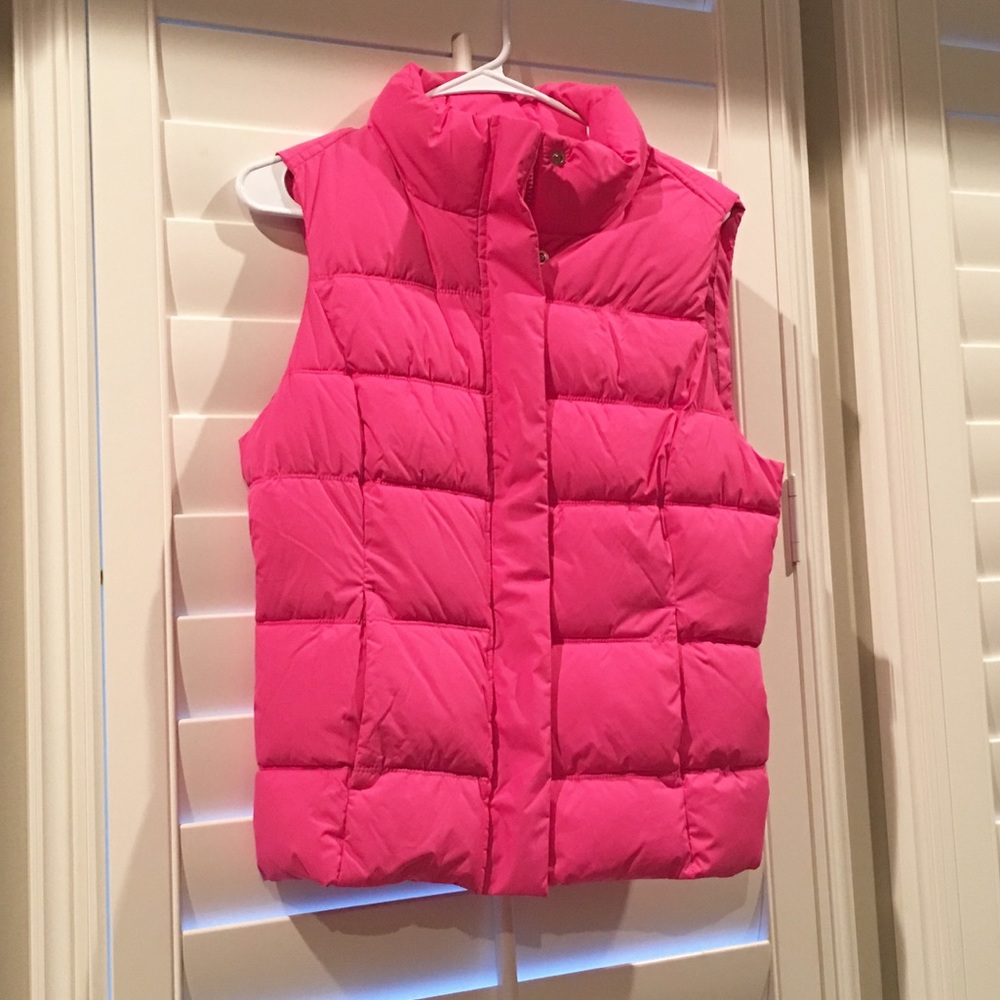 **SOLD** GAP pink vest