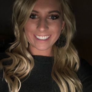 Meet your Posher, Katelin