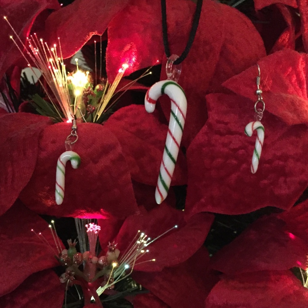 ❤️SALE❤️ Glass Candy Cane Necklace & Earring Set