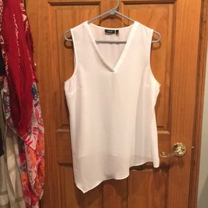NWOT Apt 9 tank