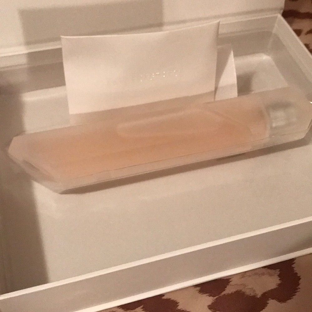 KKW CRYSTAL GARDENIA OUD FRAGRANCE