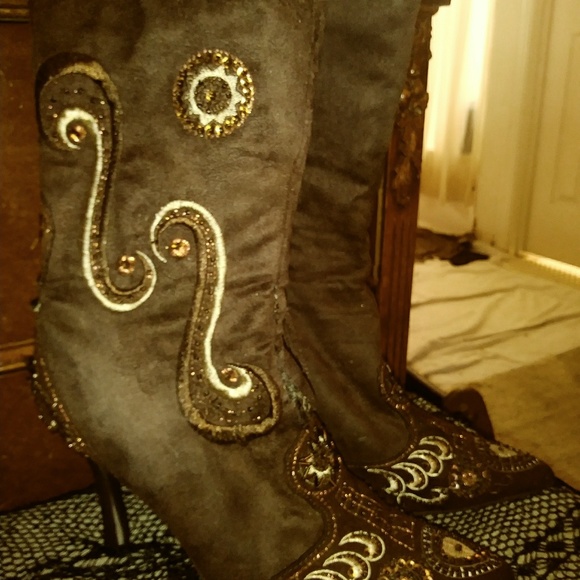 Brown suade boho hippie beaded embroidered boot - Picture 2 of 2