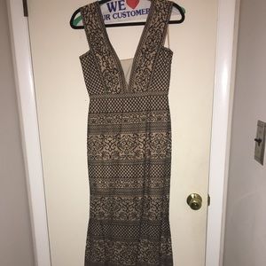 Gorgeous BCBG MAXAZRIA Gown