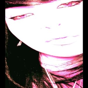 Meet your Posher, Daniellea