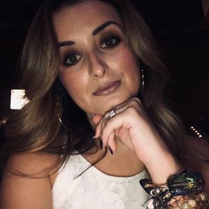 Meet your Posher, Isabel