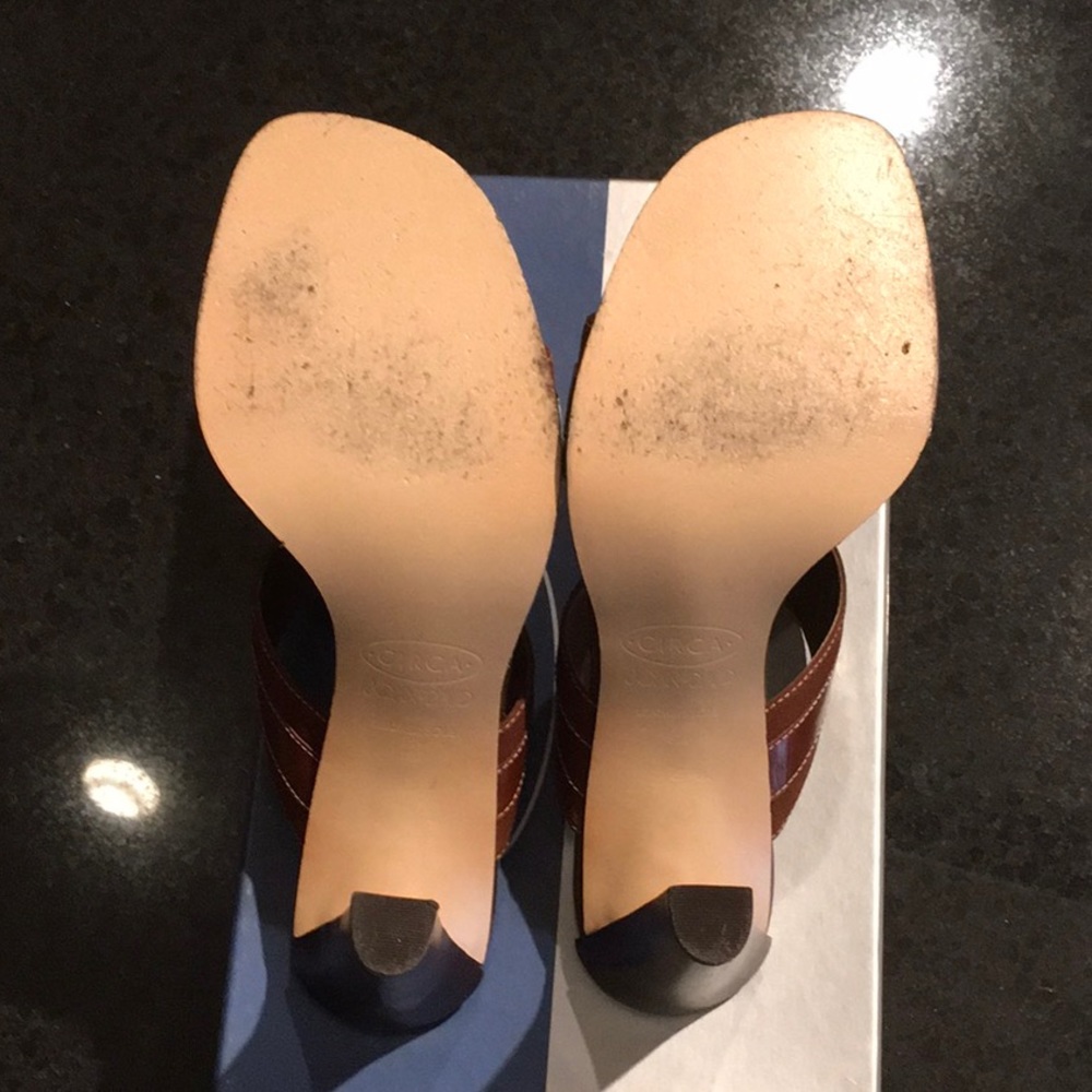 Shoes - Picture 2 of 5