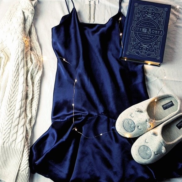 Victoria's Secret Vintage Midnight Blue Slip - Picture 2 of 5