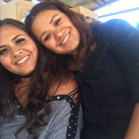 Meet your Posher, Rocio - Picture 1 of 1