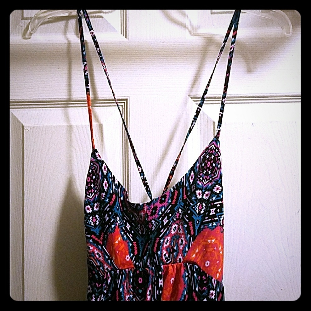 Breezy spring dress with open back drawstrings