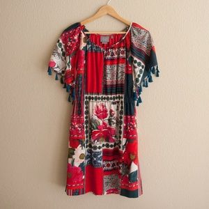 ✨HP✨ Anthropologie Floral Vanessa Virginia Tassle