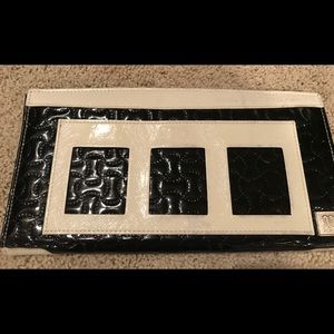 Miche Bag cover. Blk + white. Room for pics